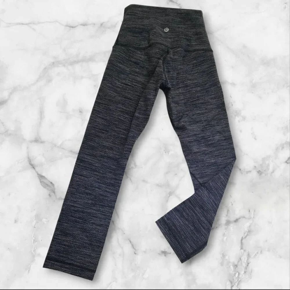 Lululemon Size 2 High Rise Wunder Under - Picture 3 of 5
